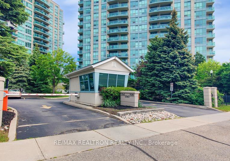2585-erin-centre-boulevard-mississauga-ontario-w12750568