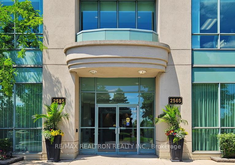 2585-erin-centre-boulevard-mississauga-ontario-w12750568