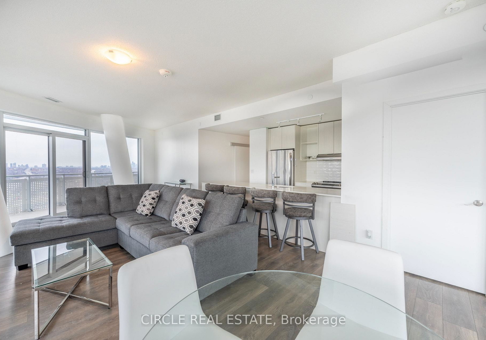 2520-eglinton-avenue-mississauga-ontario-w12750630
