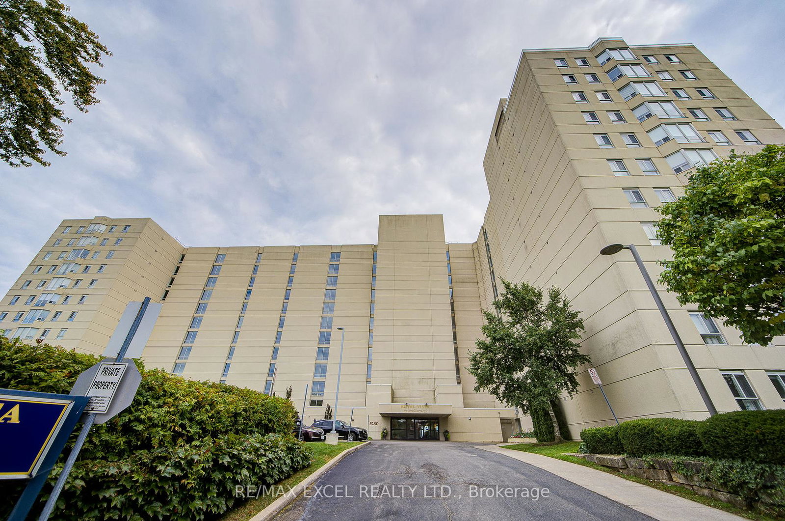 5280-lakeshore-road-burlington-ontario-w12750934