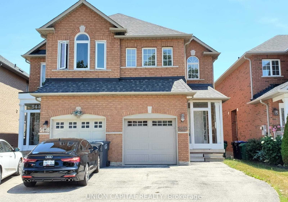 5450-tree-crest-court-mississauga-ontario-w12751056