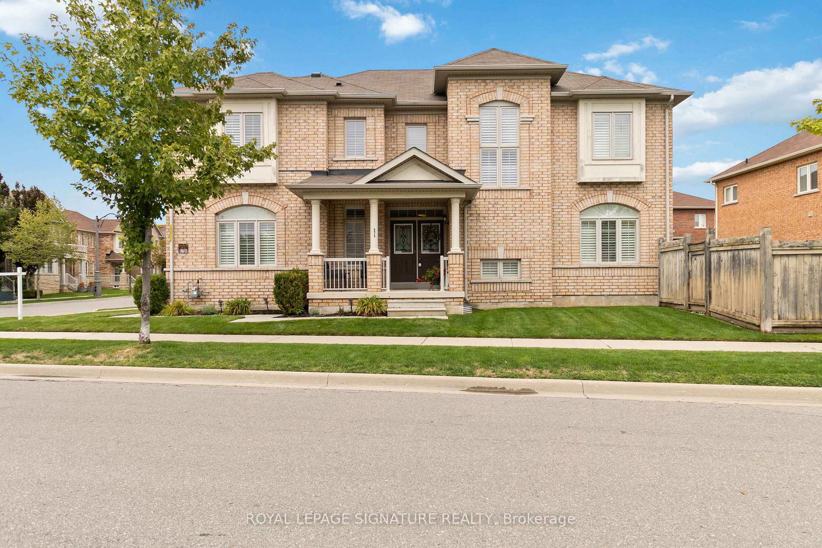 573-gardenbrook-avenue-oakville-ontario-w12751362