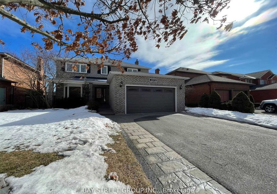 2079-pineview-drive-oakville-ontario-w12751456