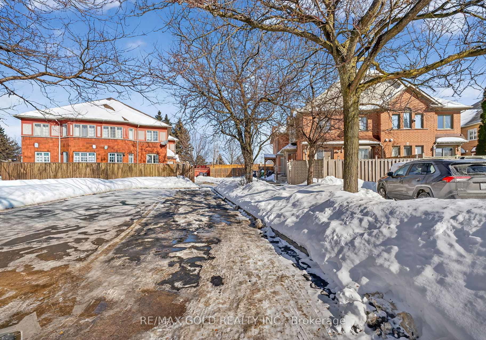 97-quail-feather-crescent-brampton-ontario-w12751470