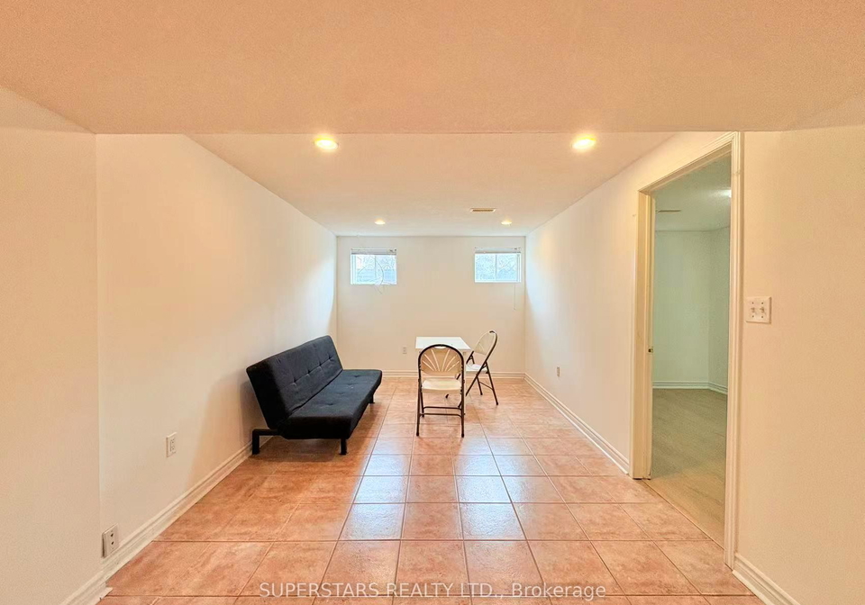 21-viewcrest-circle-etobicoke-ontario-w12751846