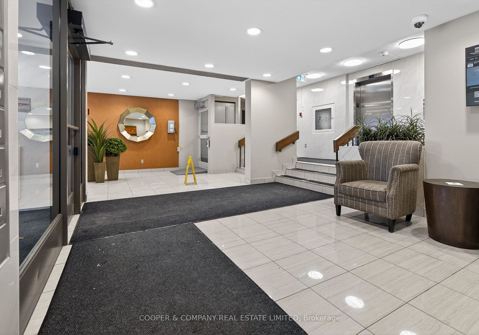 2665-windwood-drive-mississauga-ontario-w12752062
