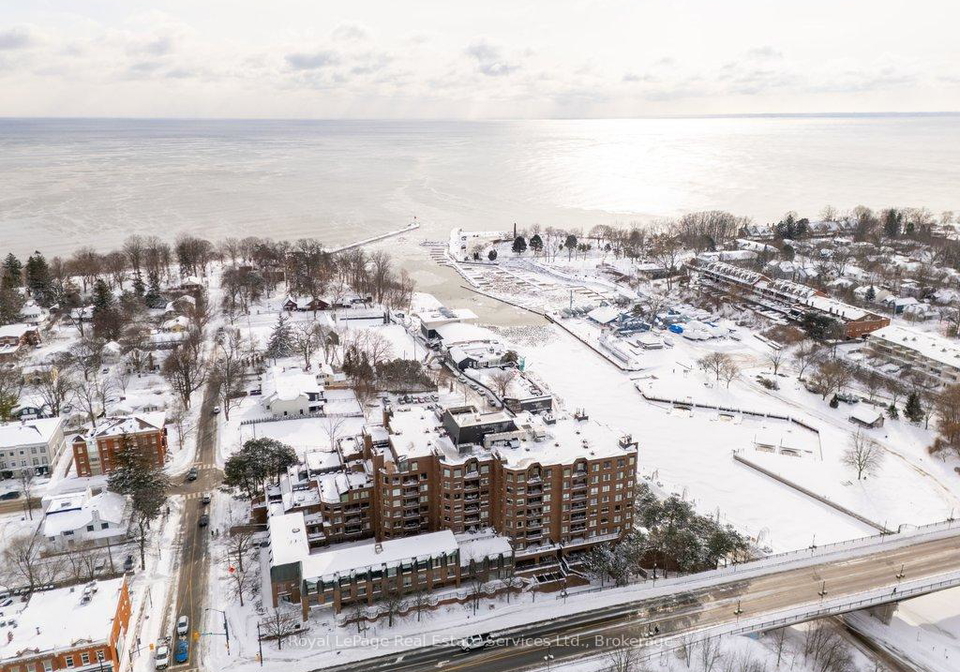 100-lakeshore-road-e-oakville-ontario-w12752230