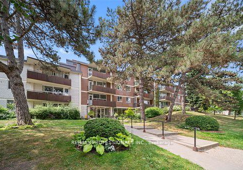 100-coe-hill-drive-toronto-ontario-w12752266