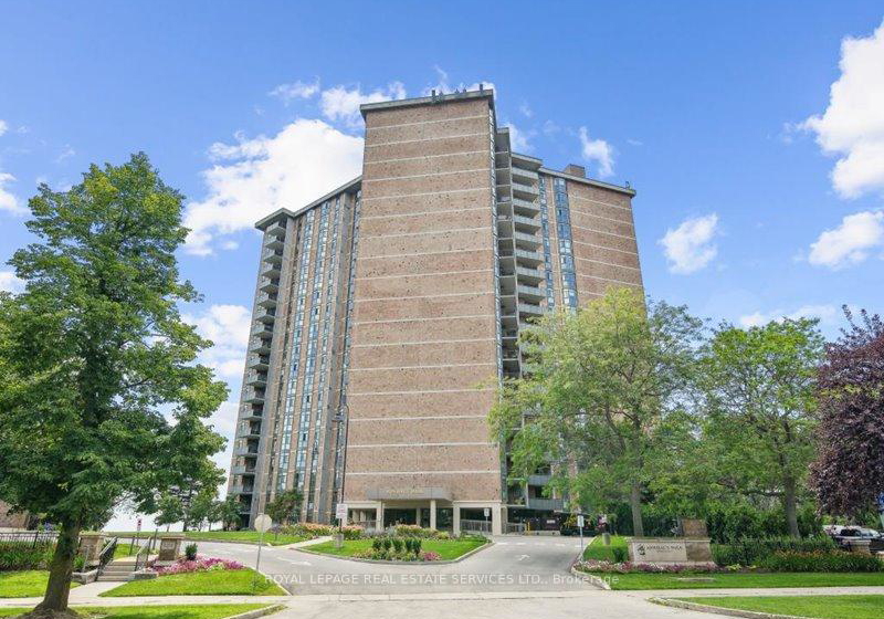 5250-lakeshore-road-burlington-ontario-w12752566