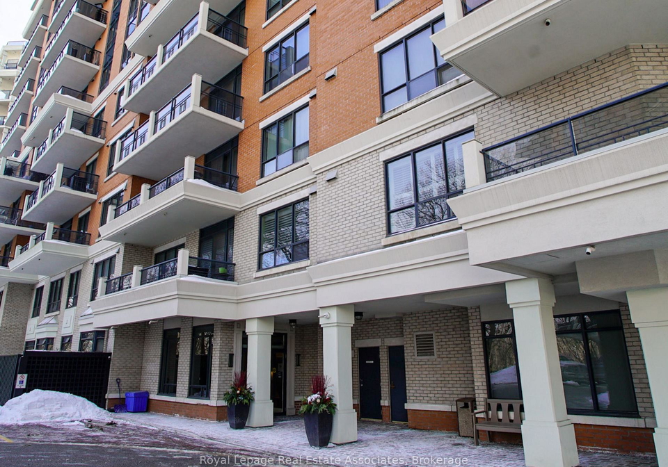 2-aberfoyle-crescent-etobicoke-ontario-w12752572