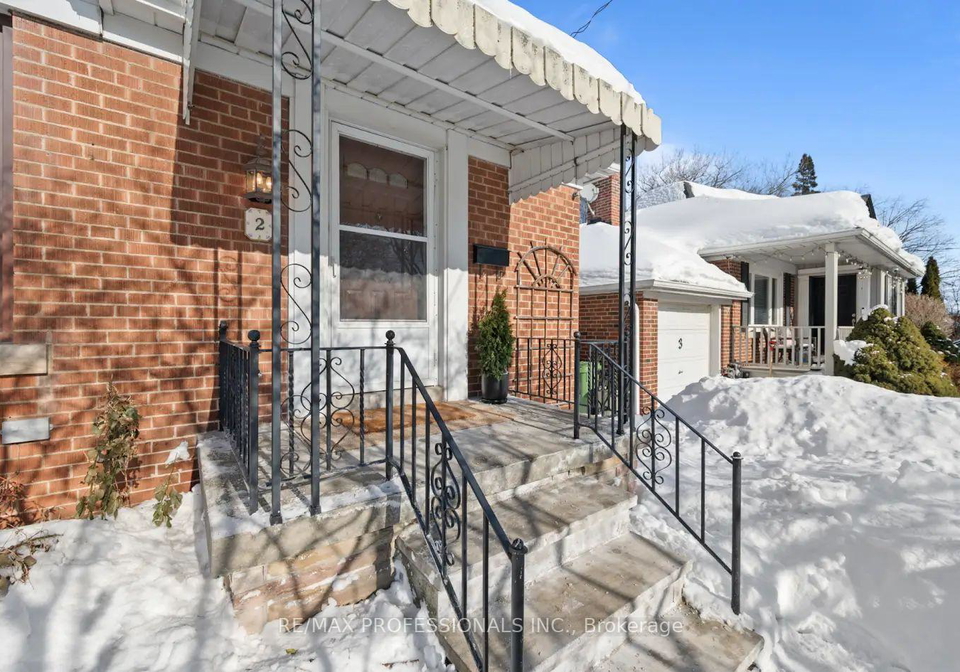 2-greenmount-court-etobicoke-ontario-w12752670