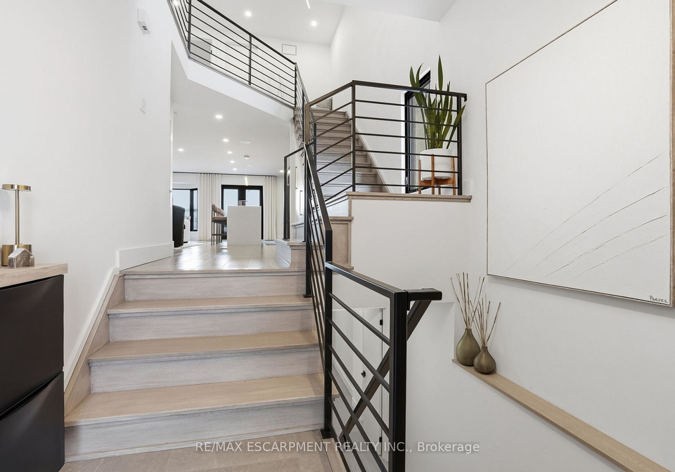 1311-treeland-street-burlington-ontario-w12752708