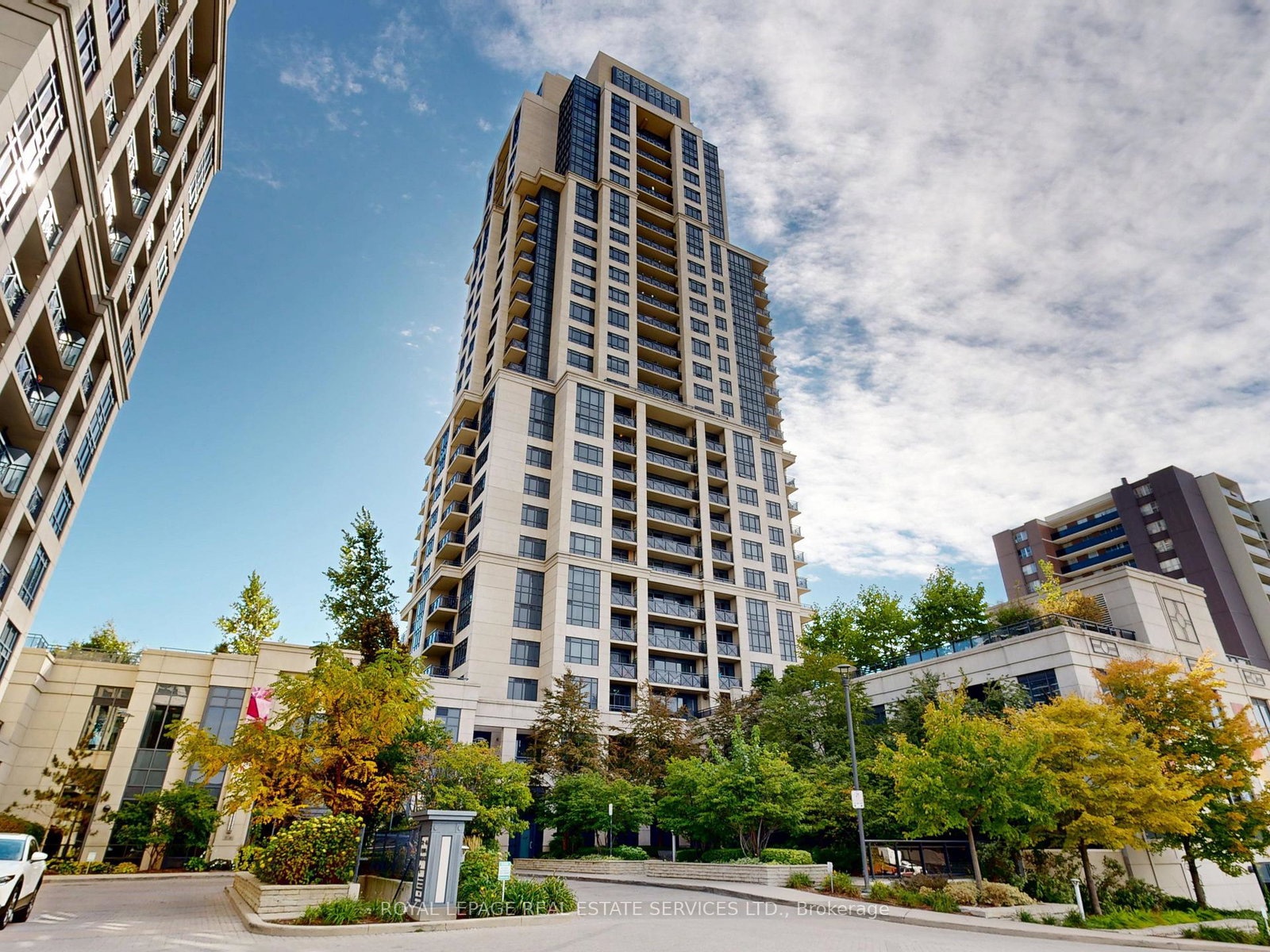 6-eva-road-etobicoke-ontario-w12752804