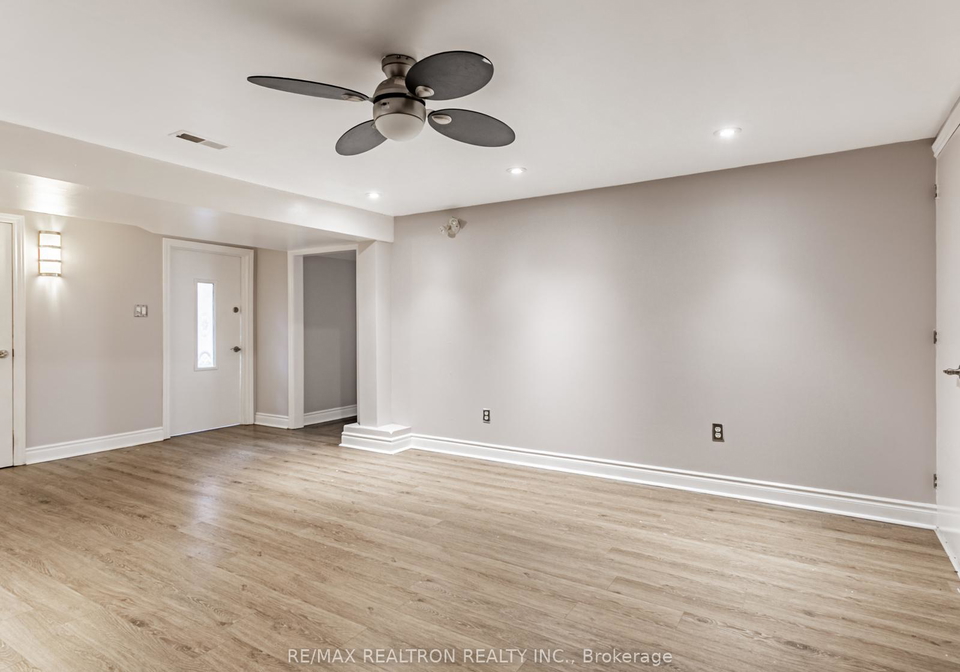 113-hadrian-drive-etobicoke-ontario-w12752828