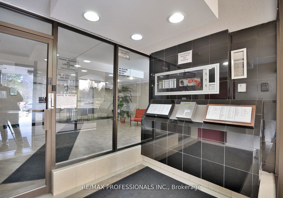 4-kings-cross-road-brampton-ontario-w12752998
