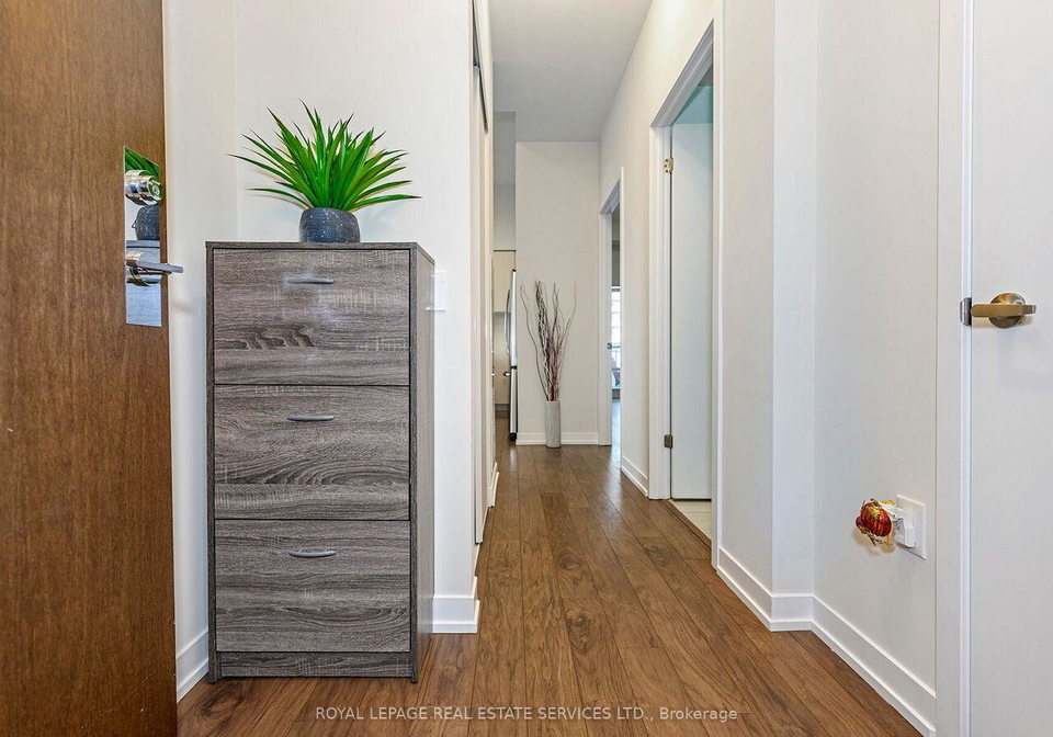 2560-eglinton-avenue-w-mississauga-ontario-w12753082