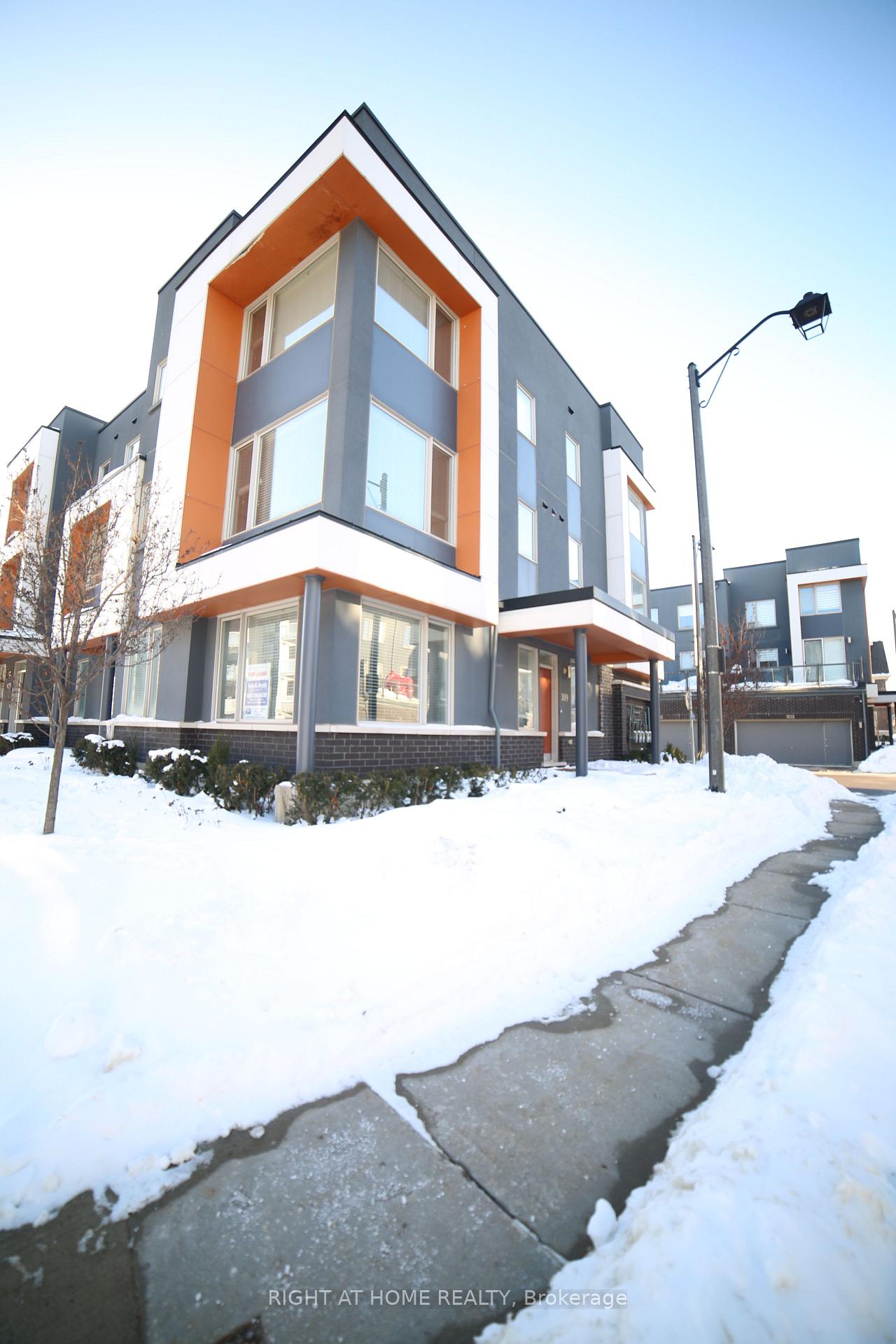 3019-creekshore-common-oakville-ontario-w12753266