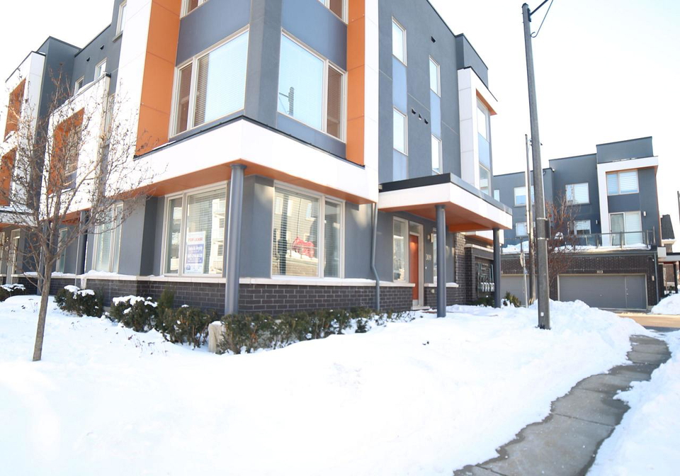 3019-creekshore-common-oakville-ontario-w12753266