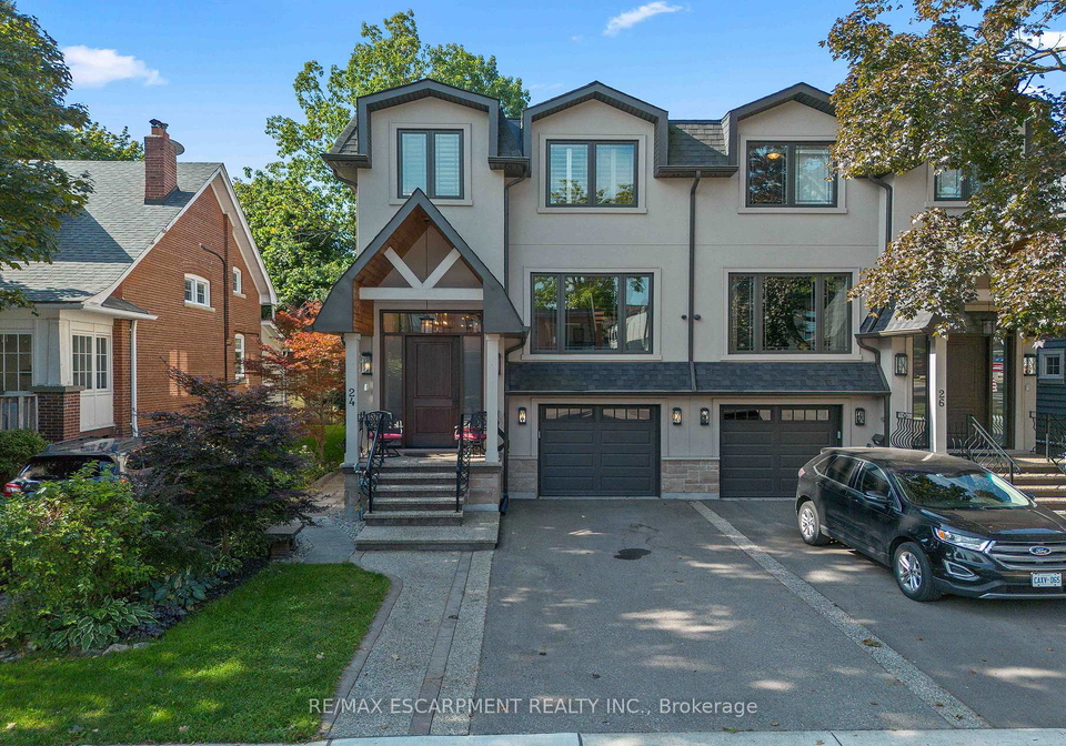 24-cayuga-avenue-mississauga-ontario-w12753556