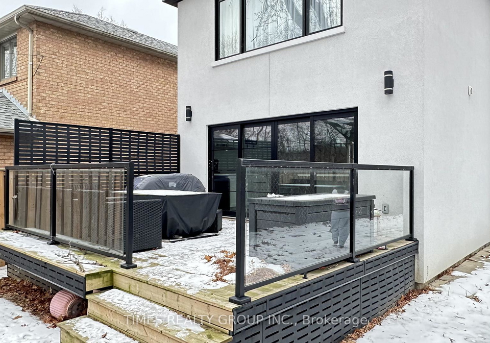 10-dominion-road-etobicoke-ontario-w12754224