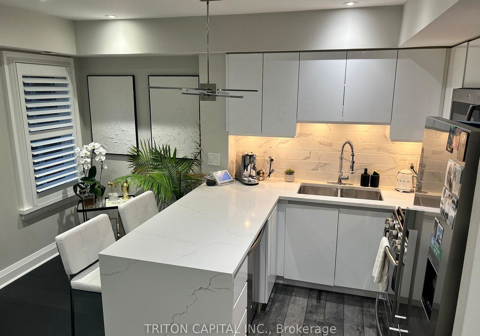 9-windermere-avenue-toronto-ontario-w12754356