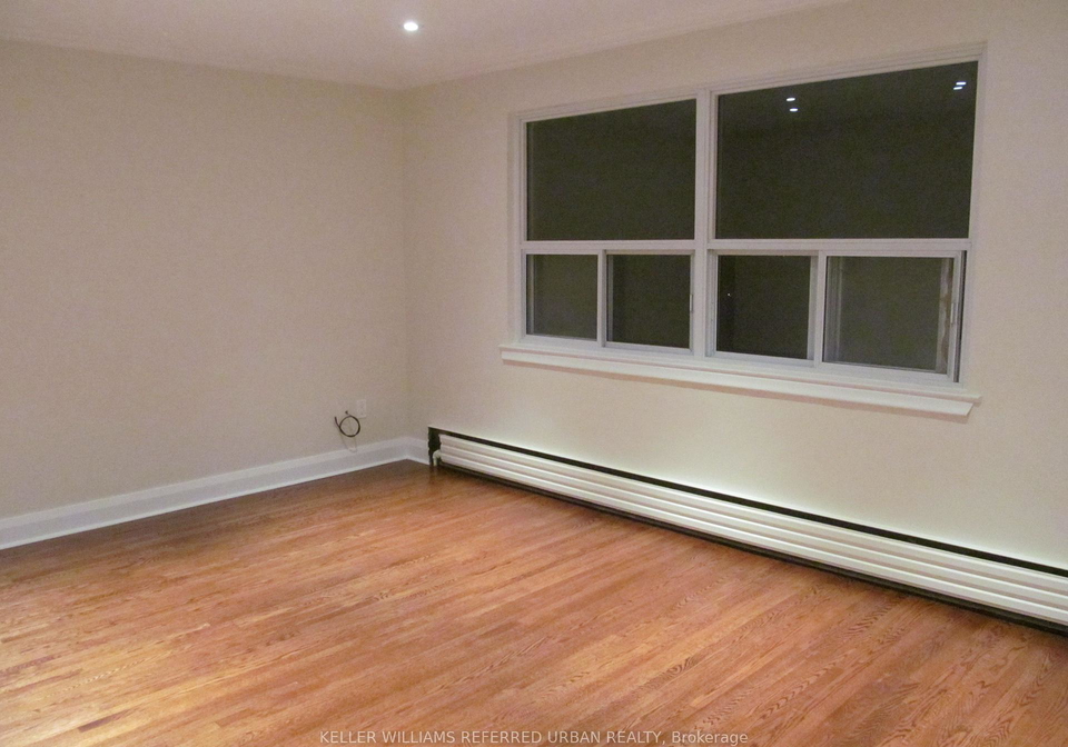 90-portland-street-etobicoke-ontario-w12754728