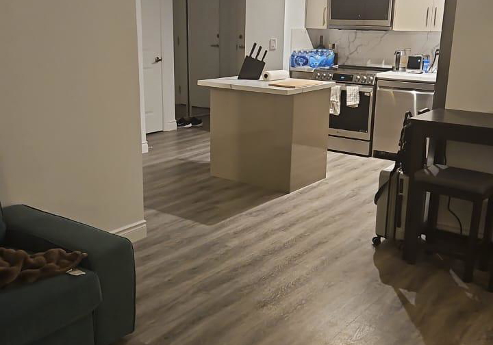 330-burnhamthorpe-road-mississauga-ontario-w12754842