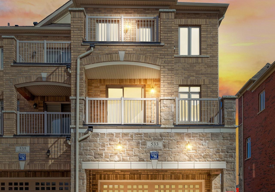 533-dundas-street-e-oakville-ontario-w12754998