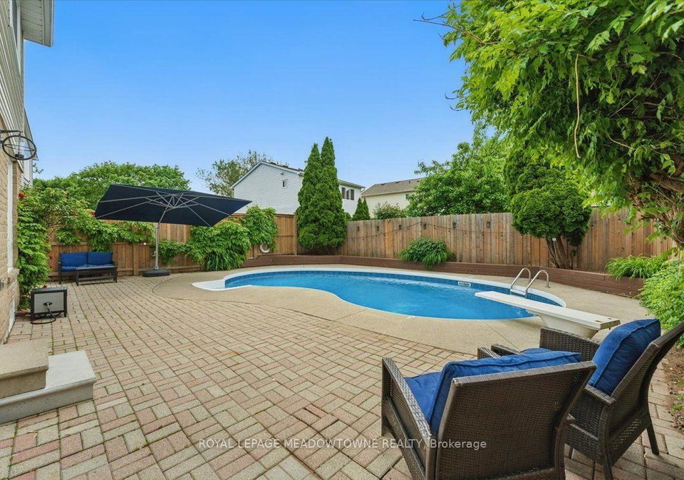 6486-edenwood-drive-mississauga-ontario-w12755610