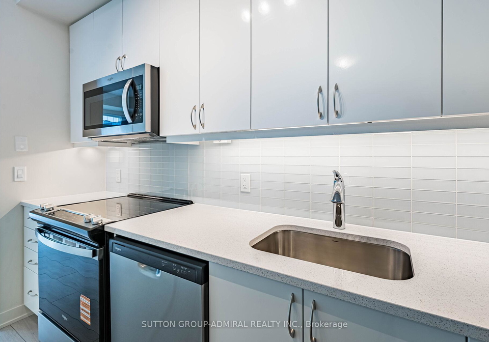 38-annie-craig-drive-etobicoke-ontario-w12755612