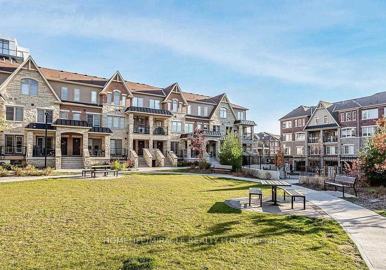 200-veterans-drive-brampton-ontario-w12755662