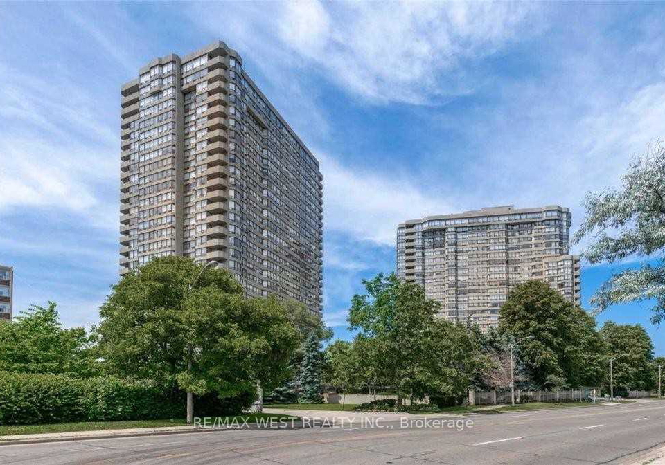 1300-islington-avenue-etobicoke-ontario-w12756024