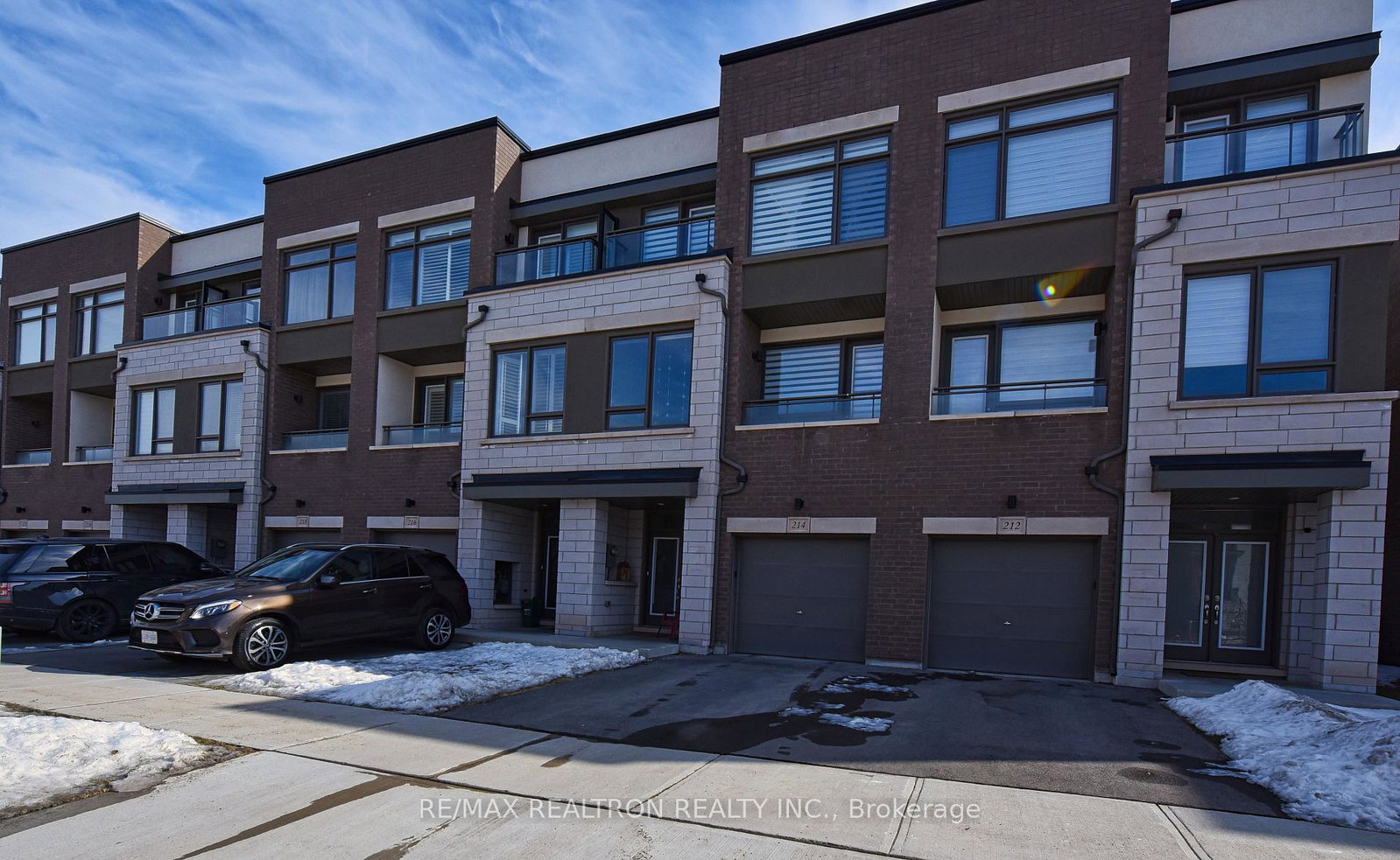 214-wheat-boom-drive-oakville-ontario-w12756270
