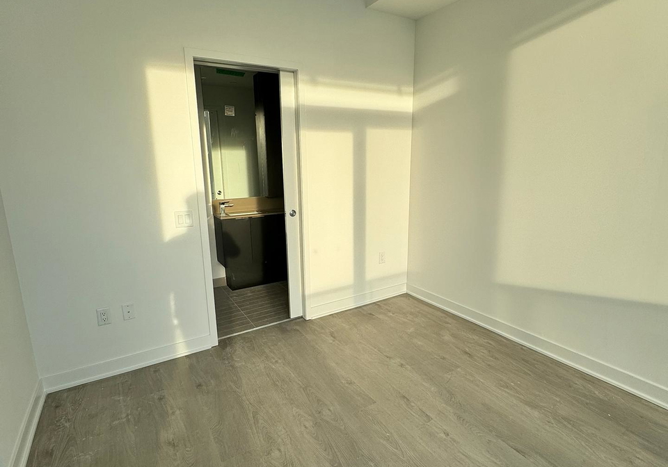 3900-confederation-parkway-mississauga-ontario-w12756550