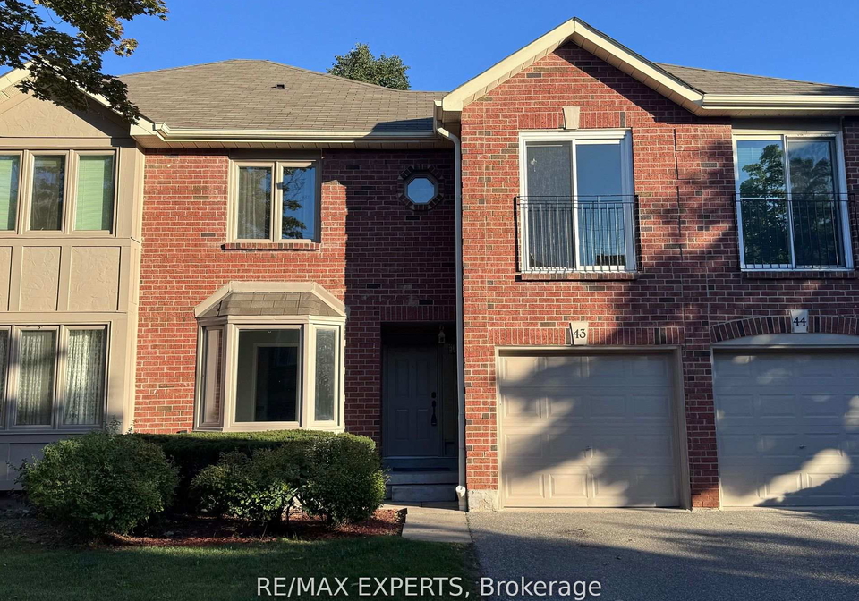4635-regents-terrace-mississauga-ontario-w12757206