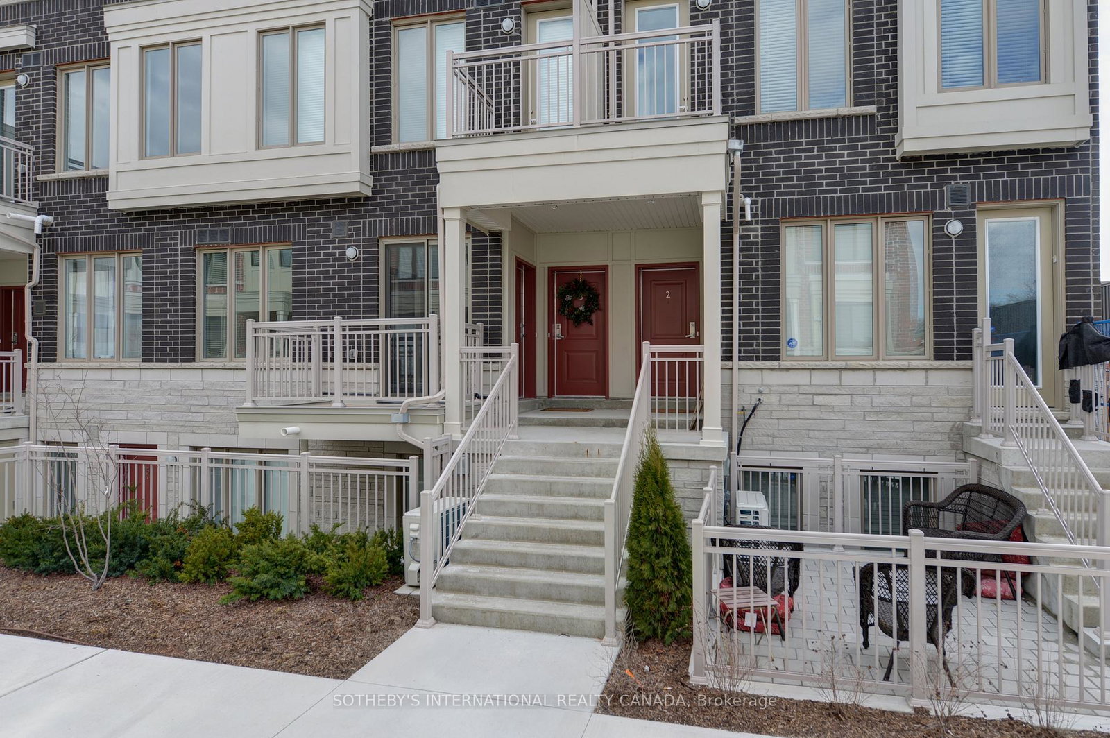 90-eastwood-park-gardens-etobicoke-ontario-w12757276