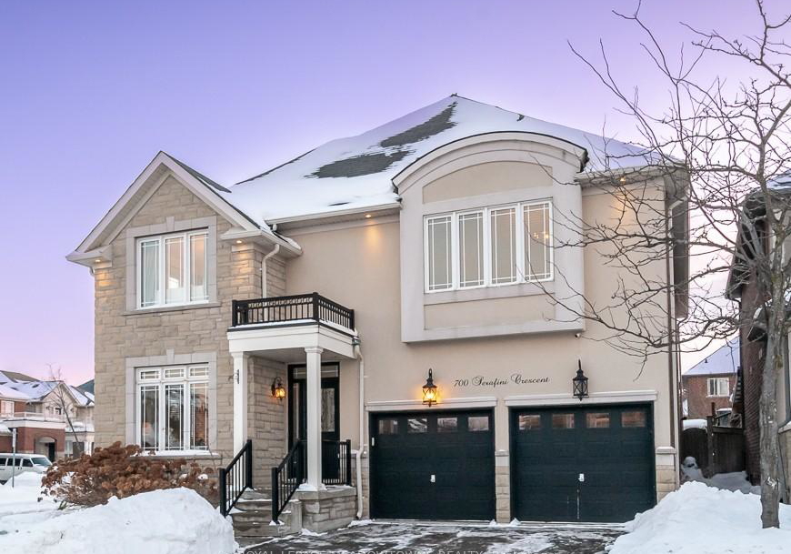 700-serafini-crescent-milton-ontario-w12757356