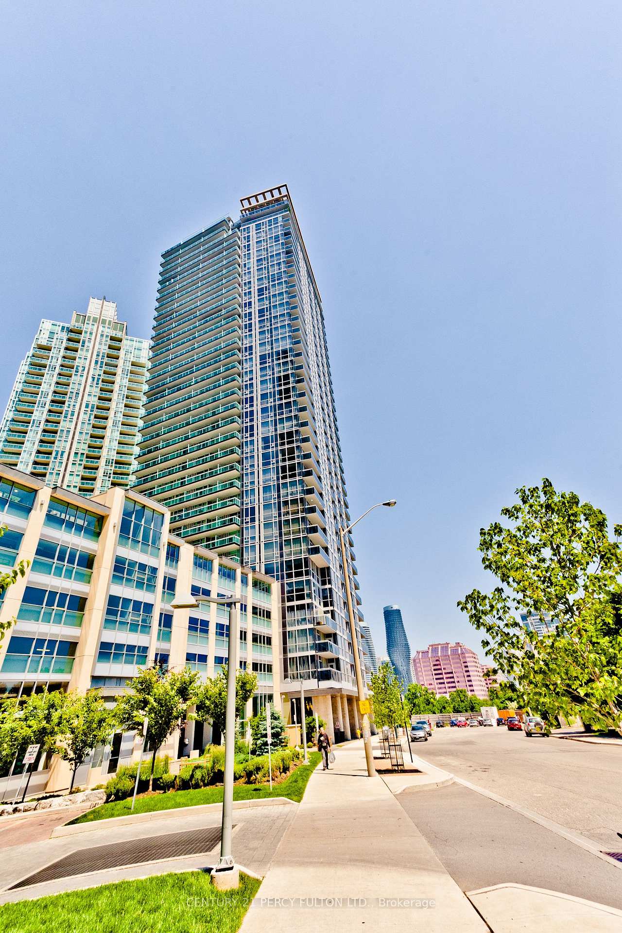 225-webb-drive-mississauga-ontario-w12757532