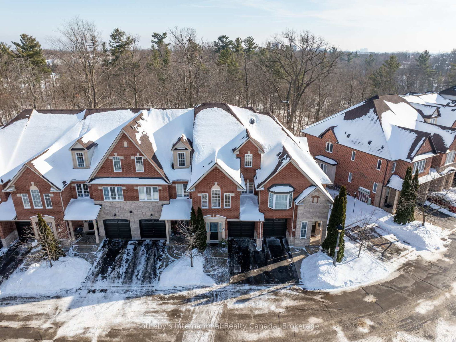 300-ravineview-way-oakville-ontario-w12757884