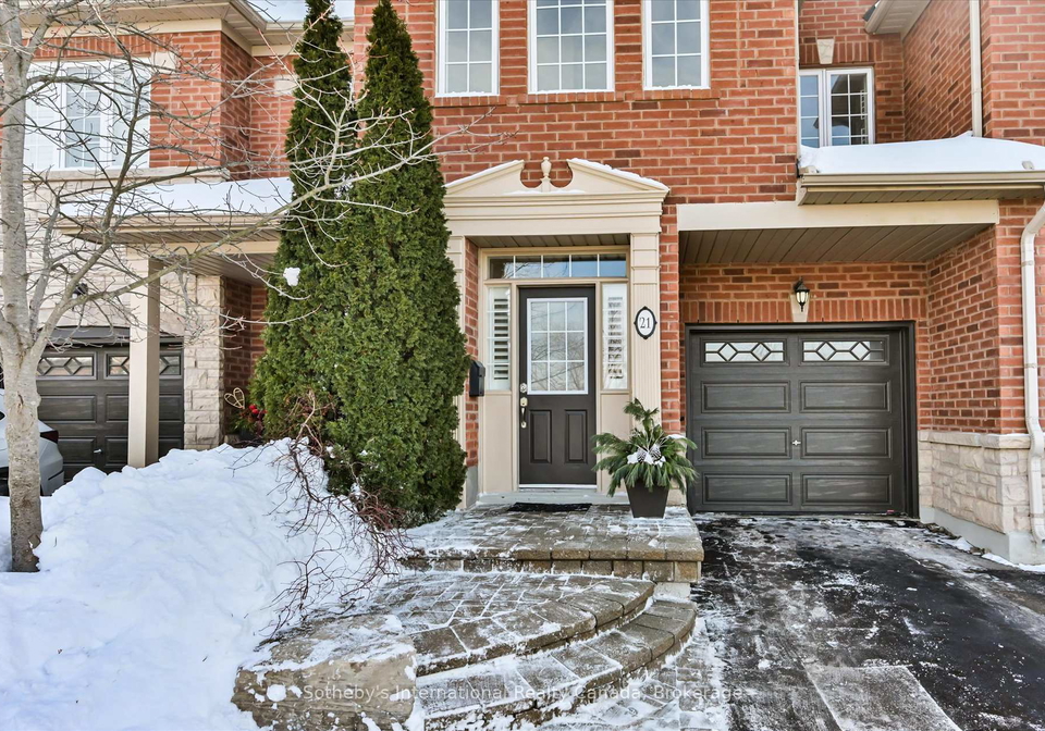300-ravineview-way-oakville-ontario-w12757884