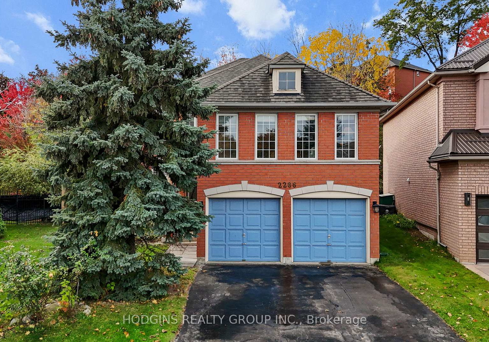 2286-yorktown-circle-mississauga-ontario-w12757904