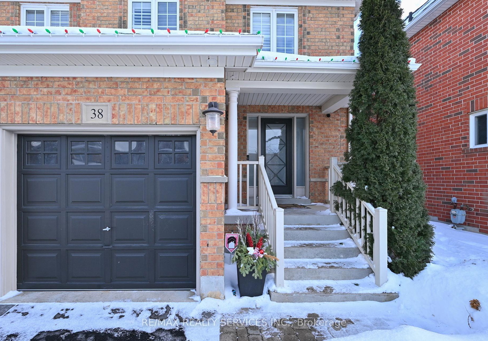 38-tawnberry-circle-brampton-ontario-w12757998