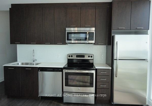 2200-lakeshore-boulevard-w-etobicoke-ontario-w12758194