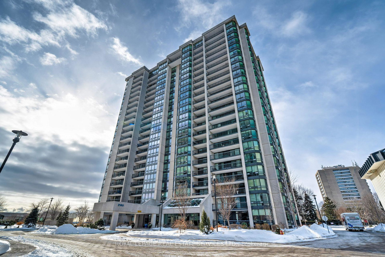 2180-marine-drive-oakville-ontario-w12758432
