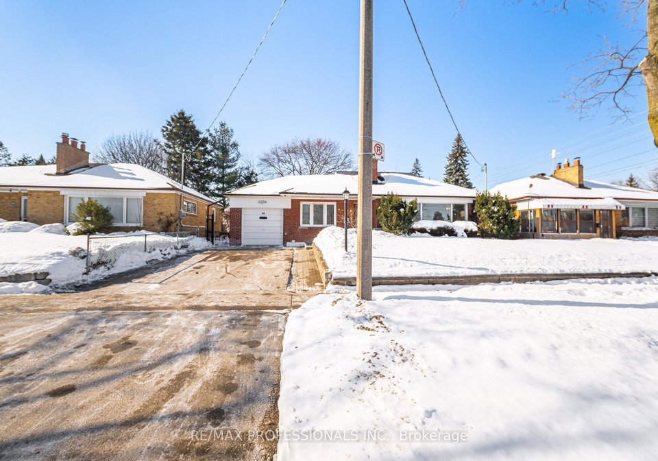 318-park-lawn-road-etobicoke-ontario-w12758692