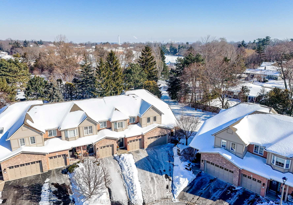1050-grand-boulevard-oakville-ontario-w12758704