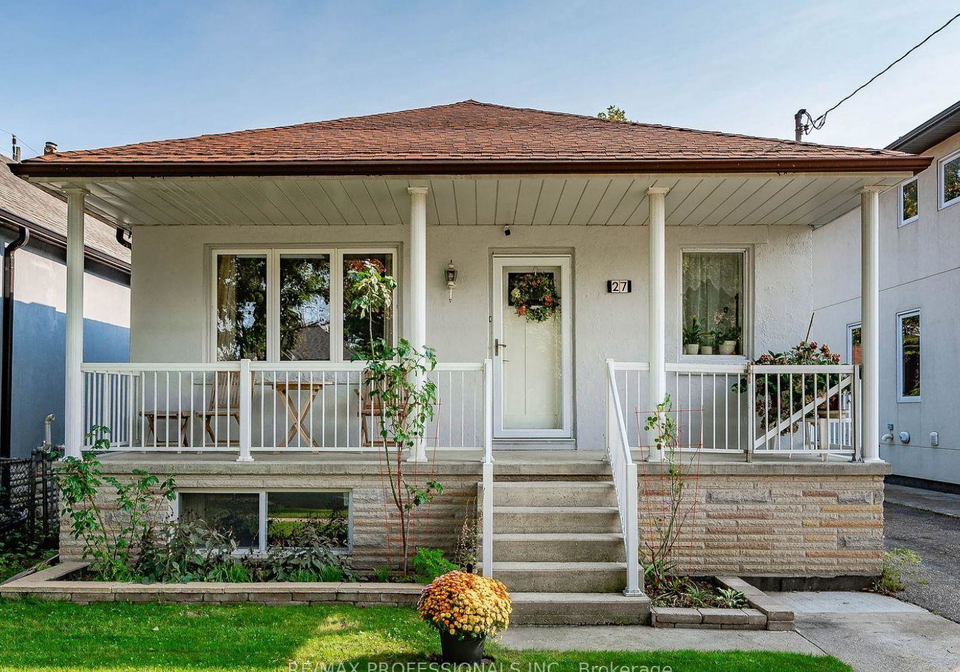 27-stock-avenue-etobicoke-ontario-w12759322