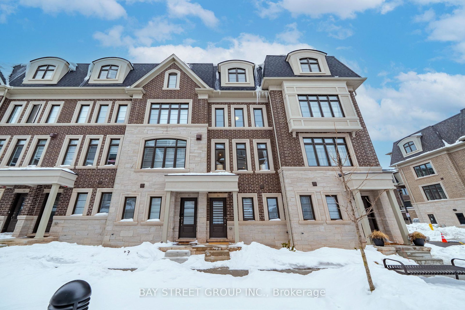 280-melody-common-oakville-ontario-w12759812
