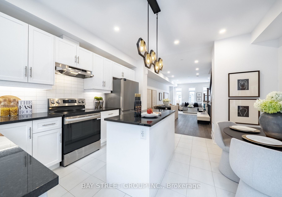 280-melody-common-oakville-ontario-w12759812