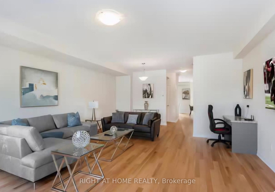 2078-fairmont-common-burlington-ontario-w12759932